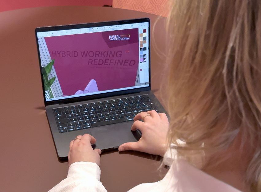 Inez ontwerpt beursstand Workplace Xperience