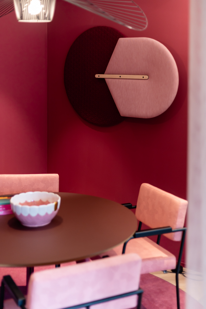 Vergaderen in het Clubhouse Office